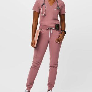 FIGS XS Catarina Scrub Top + SMALL PETITE Zamora Jogger Scrub Pants in MAUVE